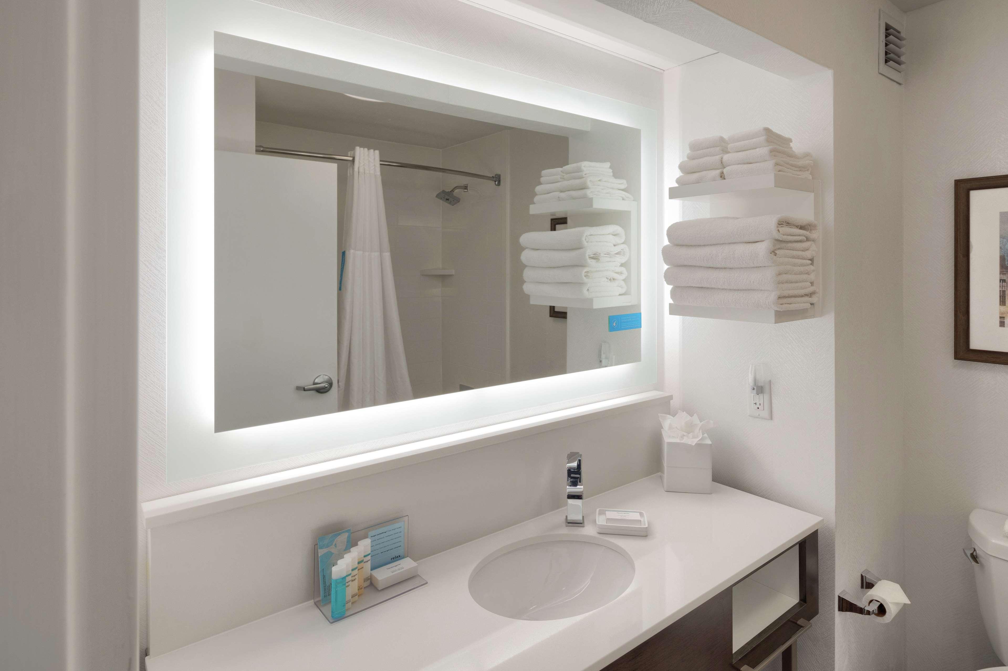 Hampton Inn Louisville Northeast Luaran gambar