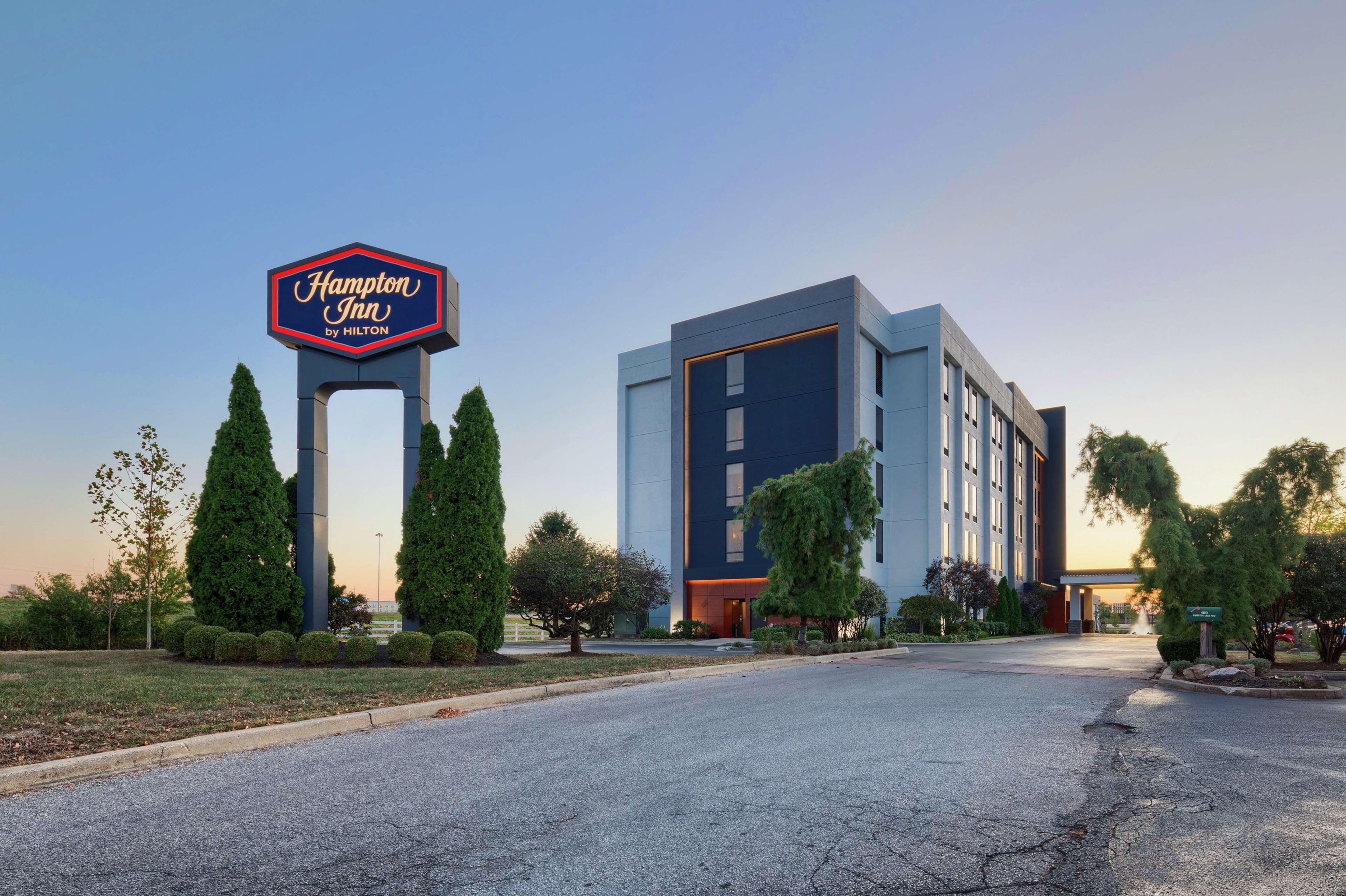 Hampton Inn Louisville Northeast Luaran gambar