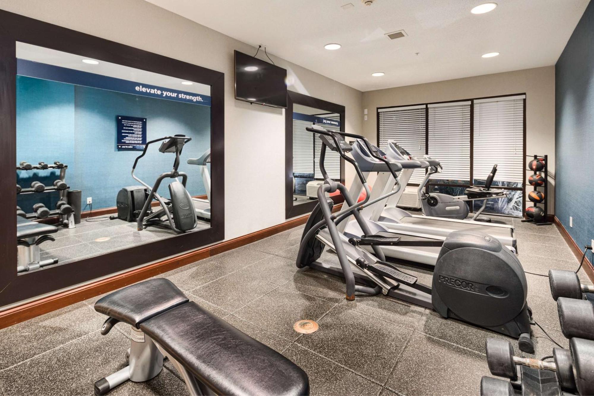 Hampton Inn Louisville Northeast Luaran gambar